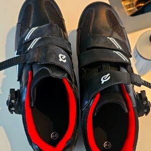 Peleton cycle shoes